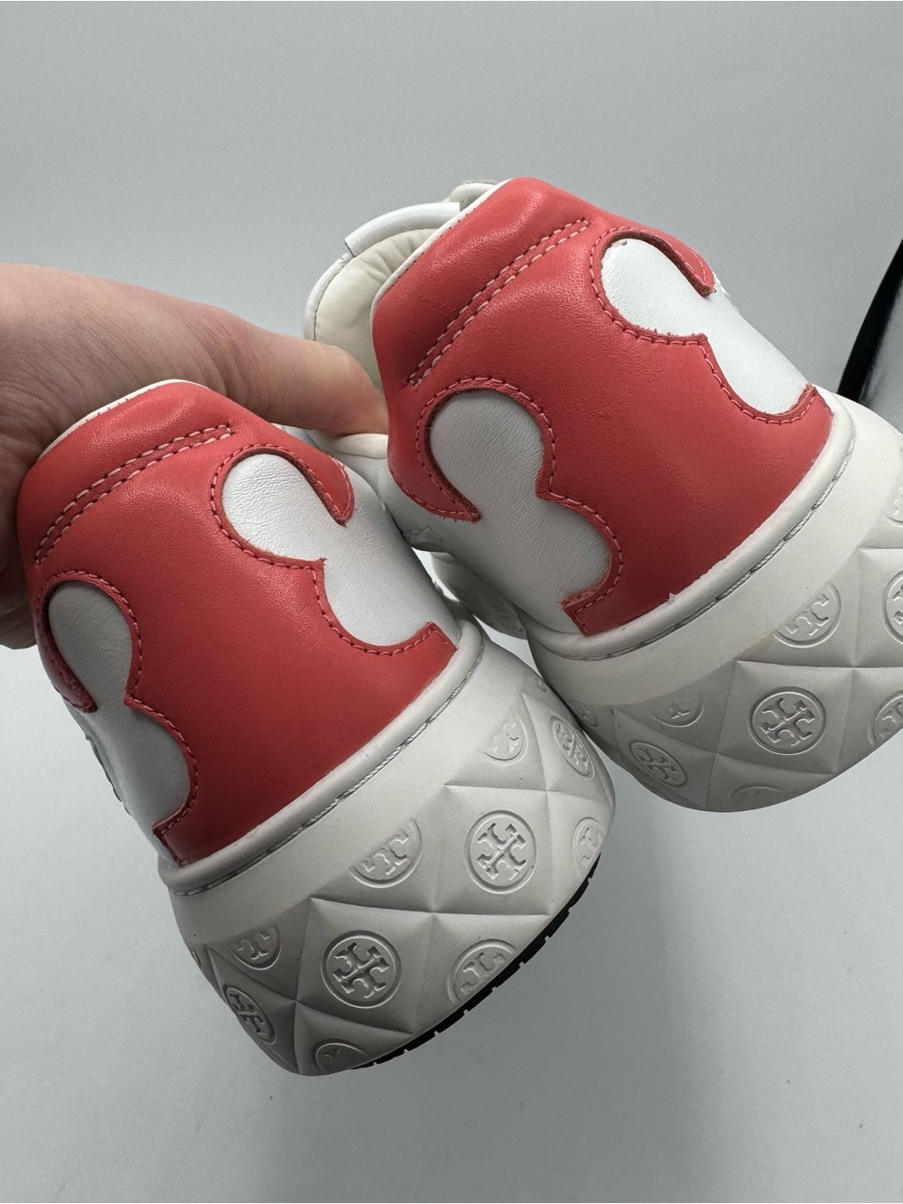 Tory Burch Ladybug Platform Sneakers Titanium‎ White/Washed Berry size 9.5 luxe - Picture 4 of 9